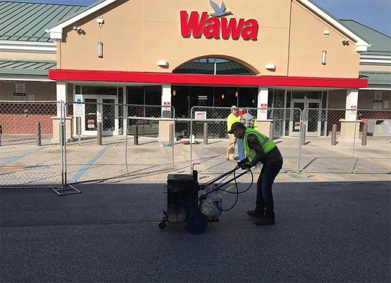 Commercial asphalt paving project